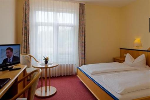 фото отеля Sporthotel Malchow