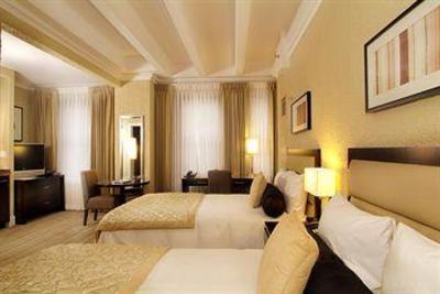 фото отеля Raffaello Hotel Chicago