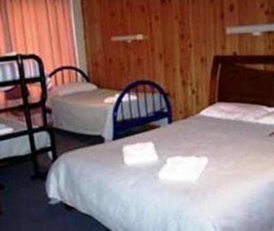 фото отеля Buffalo Motel and Country Retreat
