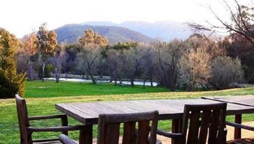 фото отеля Buffalo Motel and Country Retreat