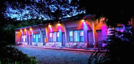 фото отеля Buffalo Motel and Country Retreat