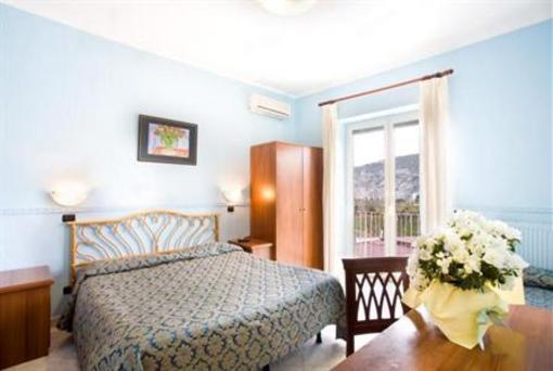 фото отеля Hotel Klein Wien