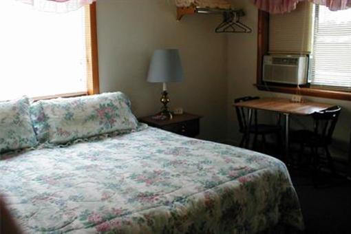 фото отеля Jennys Country Manor Lodge Stanford