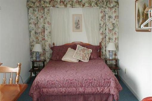 фото отеля Jennys Country Manor Lodge Stanford