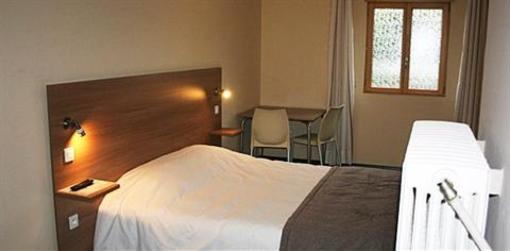 фото отеля Hotel La Tour Des Lys Maubeuge