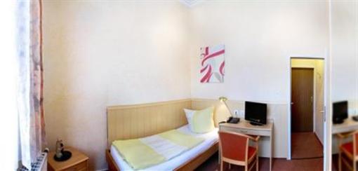 фото отеля Hotel Atlantik Borkum