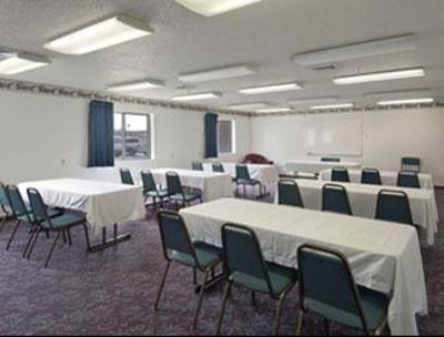 фото отеля Super 8 Motel Airport South Irving