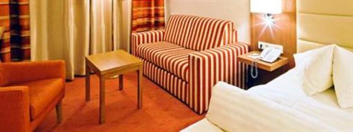 фото отеля Romantikhotel Traube