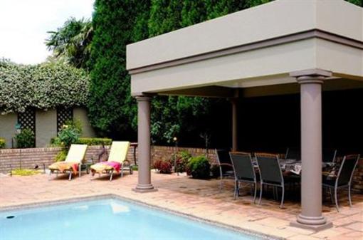 фото отеля Silver Palms Guesthouse Pretoria
