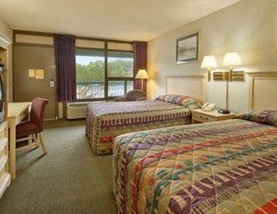 фото отеля Ramada Conference Center Edgewood