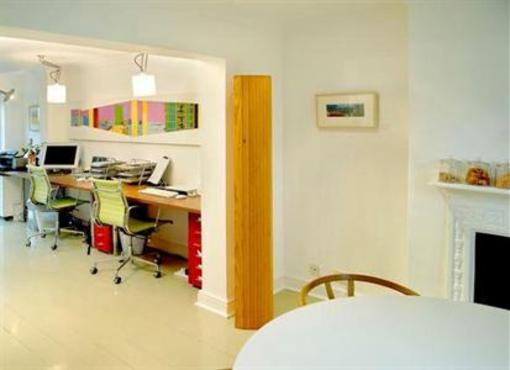 фото отеля Middle Cottage Bed and Breakfast London