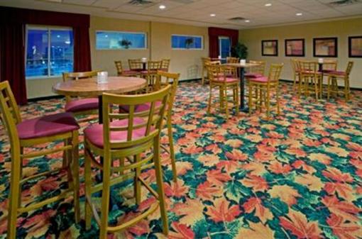 фото отеля Holiday Inn Minneapolis NW-Elk River