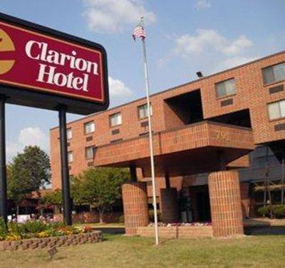 фото отеля Clarion Hotel South Saint Paul
