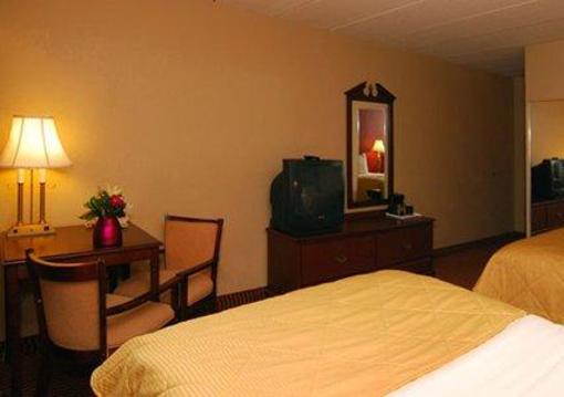 фото отеля Clarion Hotel South Saint Paul