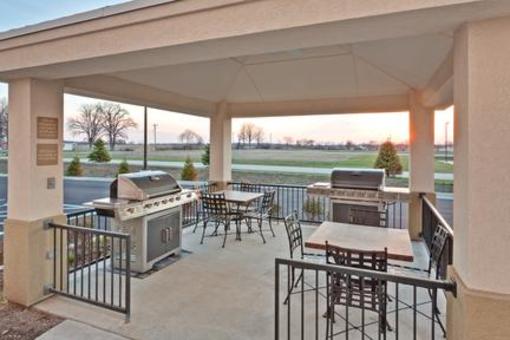 фото отеля Candlewood Suites Crawfordsville