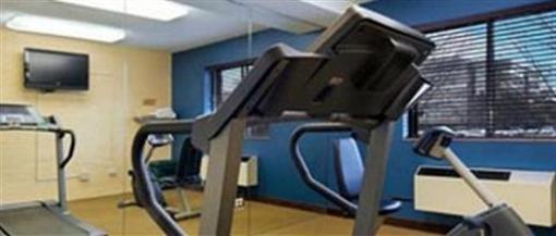 фото отеля Baymont Inn & Suites OHare Elk Grove Village