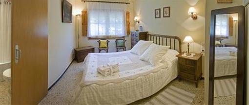 фото отеля Can Rosich Farm House Santa Susana