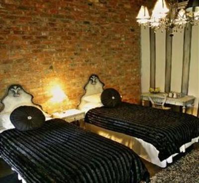 фото отеля Ferndale Manor Guest House & Function Venue