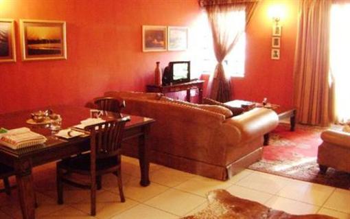 фото отеля Ferndale Manor Guest House & Function Venue