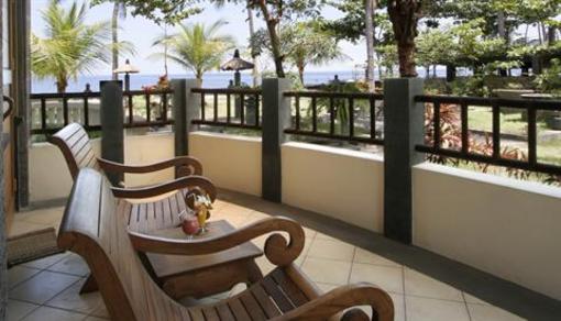 фото отеля Nugraha Lovina Bay Resort Hotel