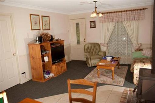 фото отеля Honeysuckle Cottages