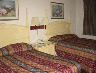 фото отеля Knights Inn Denver - Gateway to Downtown