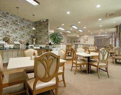 фото отеля Knights Inn Denver - Gateway to Downtown