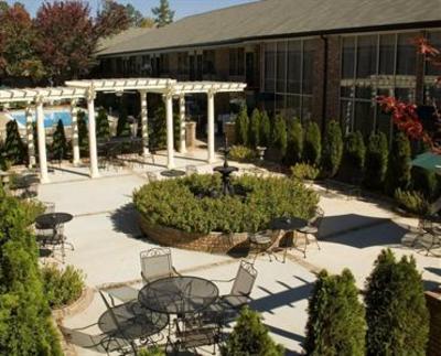 фото отеля BEST WESTERN PLUS Lafayette Garden Inn & Conference Center