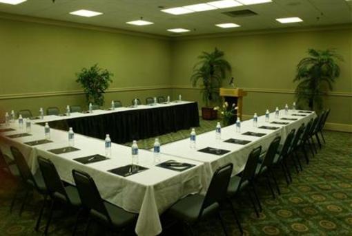 фото отеля BEST WESTERN PLUS Lafayette Garden Inn & Conference Center