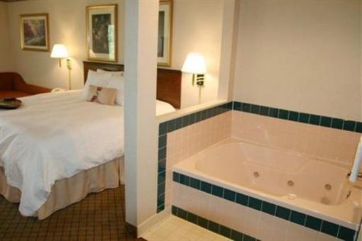 фото отеля Hampton Inn Columbus West