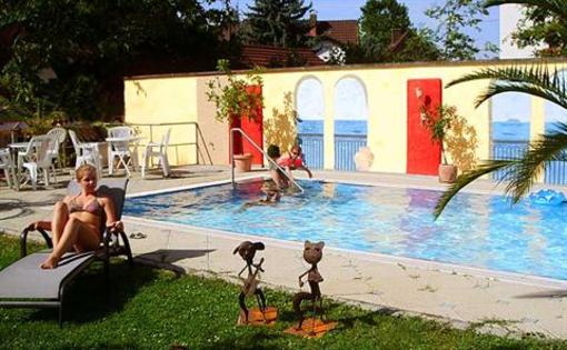 фото отеля Appart Hotel Badblick Bad Bellingen
