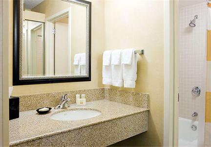 фото отеля Courtyard Portland Beaverton