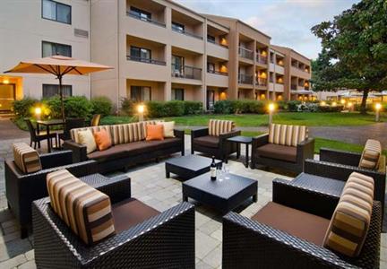 фото отеля Courtyard Portland Beaverton
