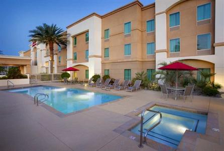 фото отеля Hampton Inn & Suites Palm Desert