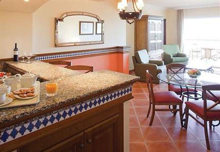 фото отеля Marriott Playa Andaluza Beach Resort Estepona