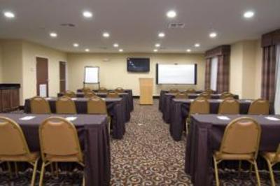 фото отеля BEST WESTERN Bastrop Pines Inn