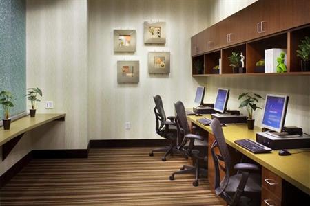 фото отеля Hilton Garden Inn Denver Cherry Creek