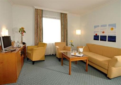 фото отеля Hotel Astoria Dusseldorf