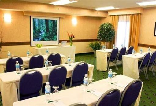 фото отеля Courtyard by Marriott Phoenix North