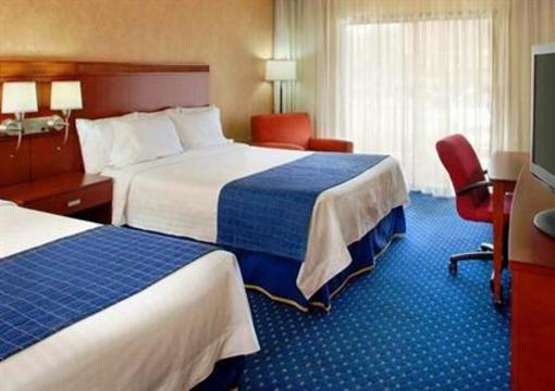 фото отеля Courtyard by Marriott Phoenix North