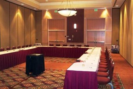 фото отеля Crowne Plaza Orlando Universal