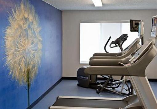 фото отеля SpringHill Suites Memphis East / Galleria