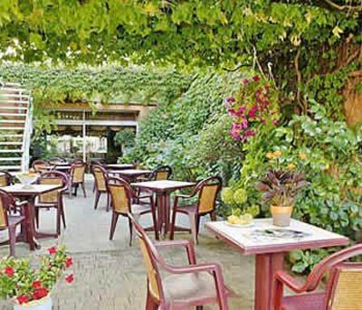 фото отеля Hotel De Bordeaux Bergerac