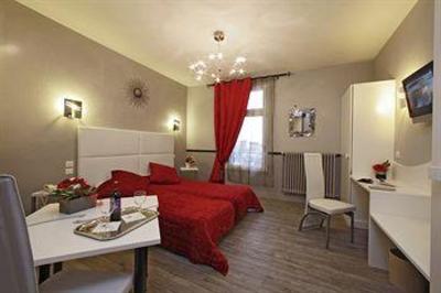 фото отеля Hotel De Bordeaux Bergerac