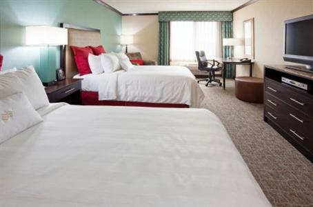 фото отеля Crowne Plaza Anchorage-Midtown