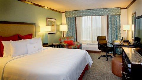 фото отеля Crowne Plaza Anchorage-Midtown