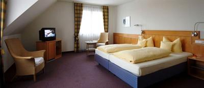 фото отеля Krone Ringhotel Friedrichshafen