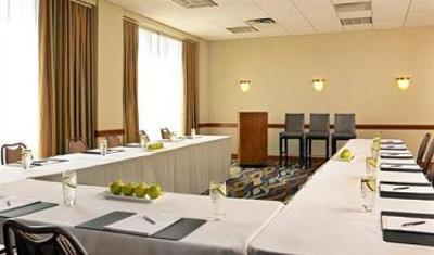 фото отеля Hyatt Regency Newport