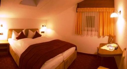 фото отеля Edelweiss Pension Hotel Solden