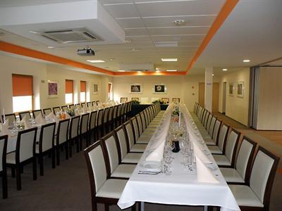 фото отеля Hotel Orange Przezmierowo